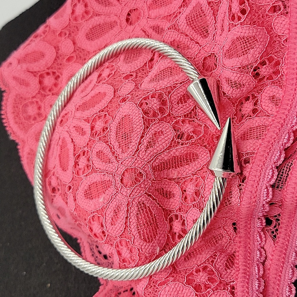 Pretty Bracelet - image 2